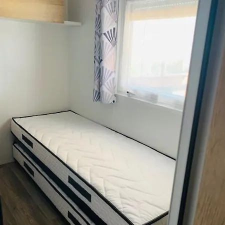 Mobil 6/8 Personnes 4*frejus * Fréjus
